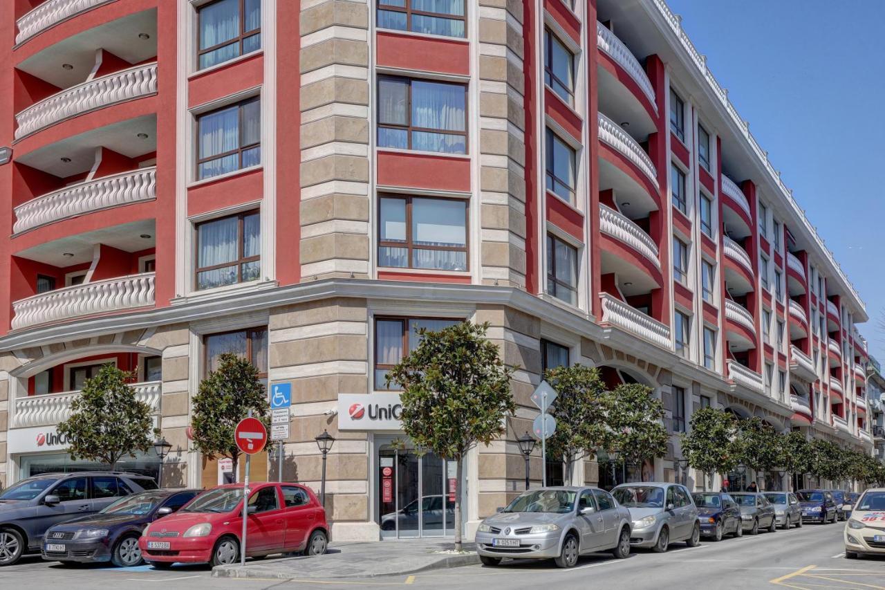 Premium Center Apartment In Grand Karavel Varna Exterior foto