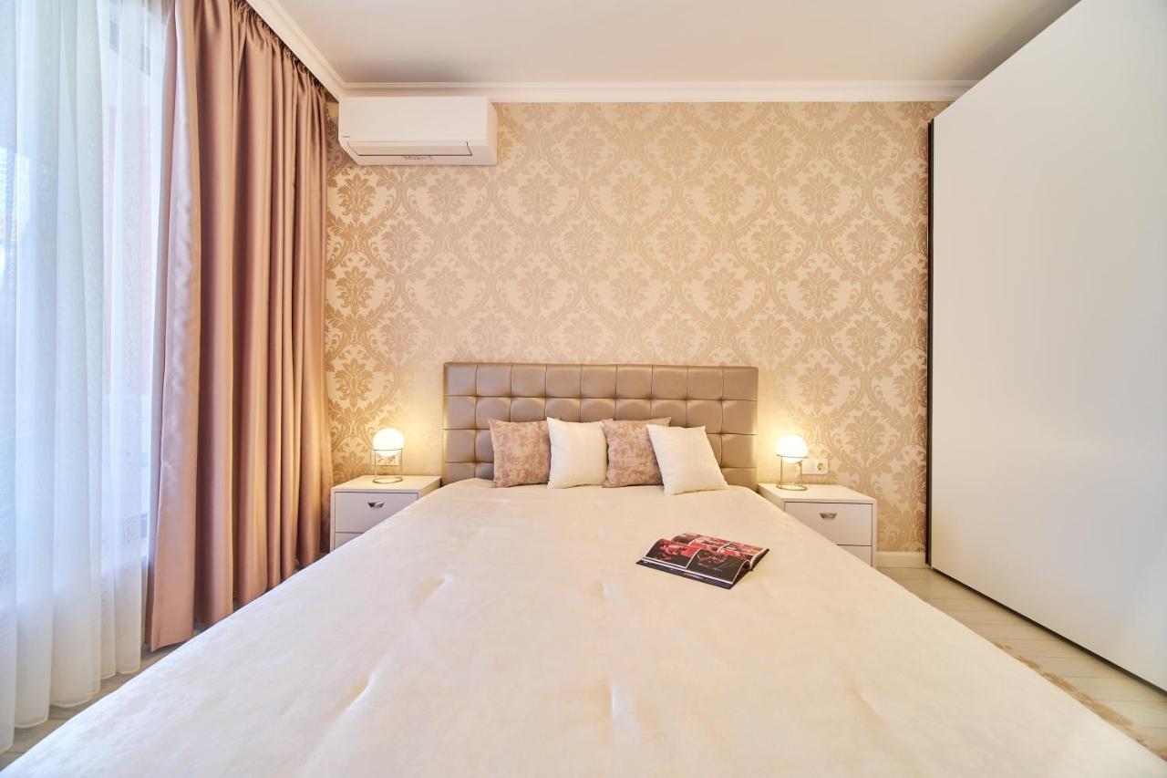 Premium Center Apartment In Grand Karavel Varna Exterior foto